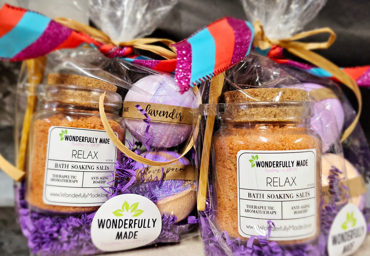Gift Bundle Relax | Bath Soaking Salts | Bath Bombs