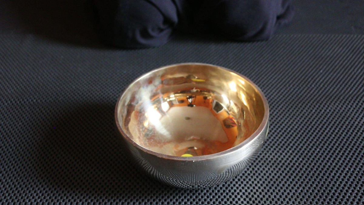 Contemporary singing bowl FMC78